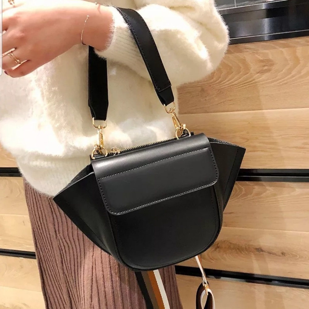 NEW REIMS Leather Shoulder Crossbody Wrist Purse - Picture 5 of 7